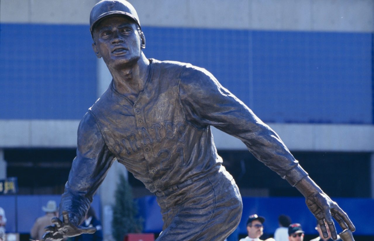 The many ways Roberto Clemente helped Manny Sanguillén