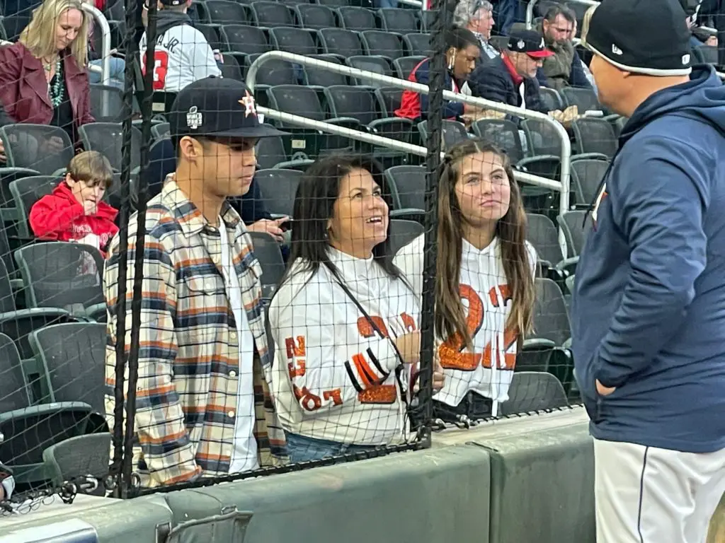 Framber Valdez shares Astros title with family - Our Esquina