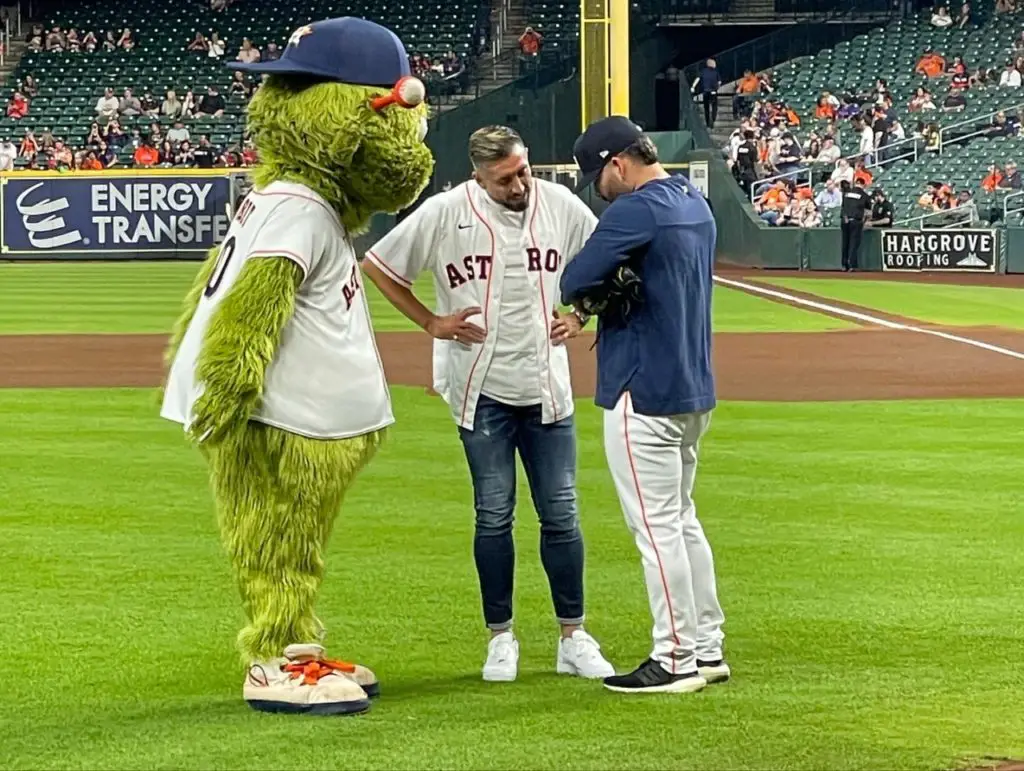 2022 MLB World Series Champions Houston Astros Waiving Flag Fan