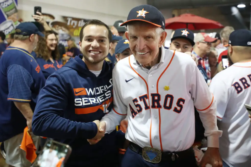 Astros superfan 'Mattress Mack' claims his defense of Jose Altuve led to  altercation with Phillies fan