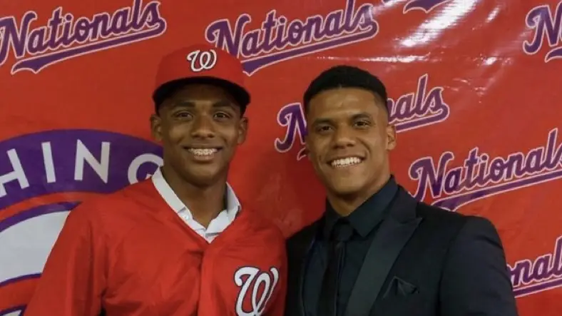 Brothers of Soto, Guerrero Jr. among MLB international prospects