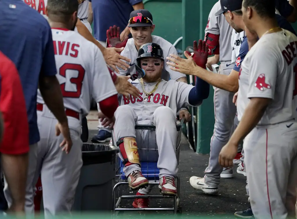 Alex Verdugo and Jarren Duran bring mariachi band to Red Sox clubhouse