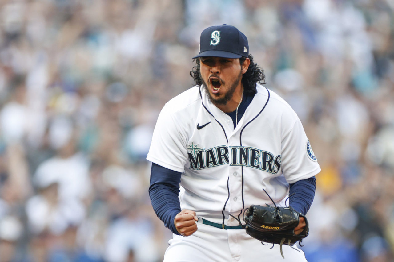 Mariners reliever Andres Muñoz benefits from brothers - Our Esquina