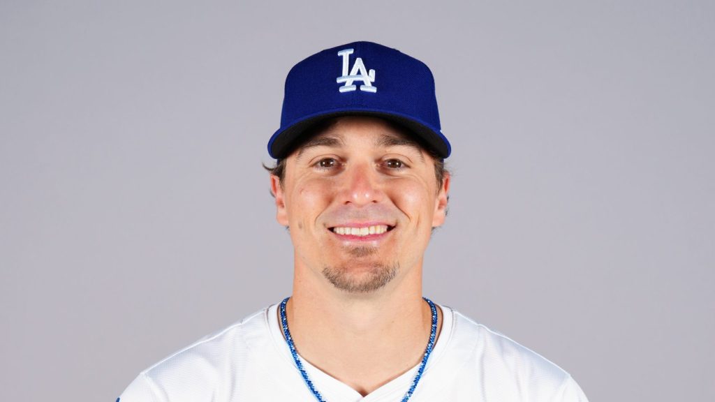 Enrique Hernandez Enrique Hernandez